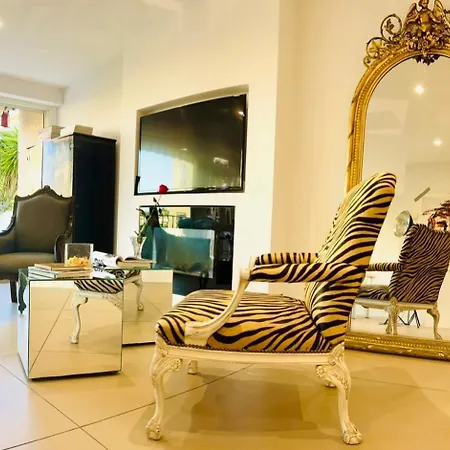 Kwatera prywatna Private With Balcony